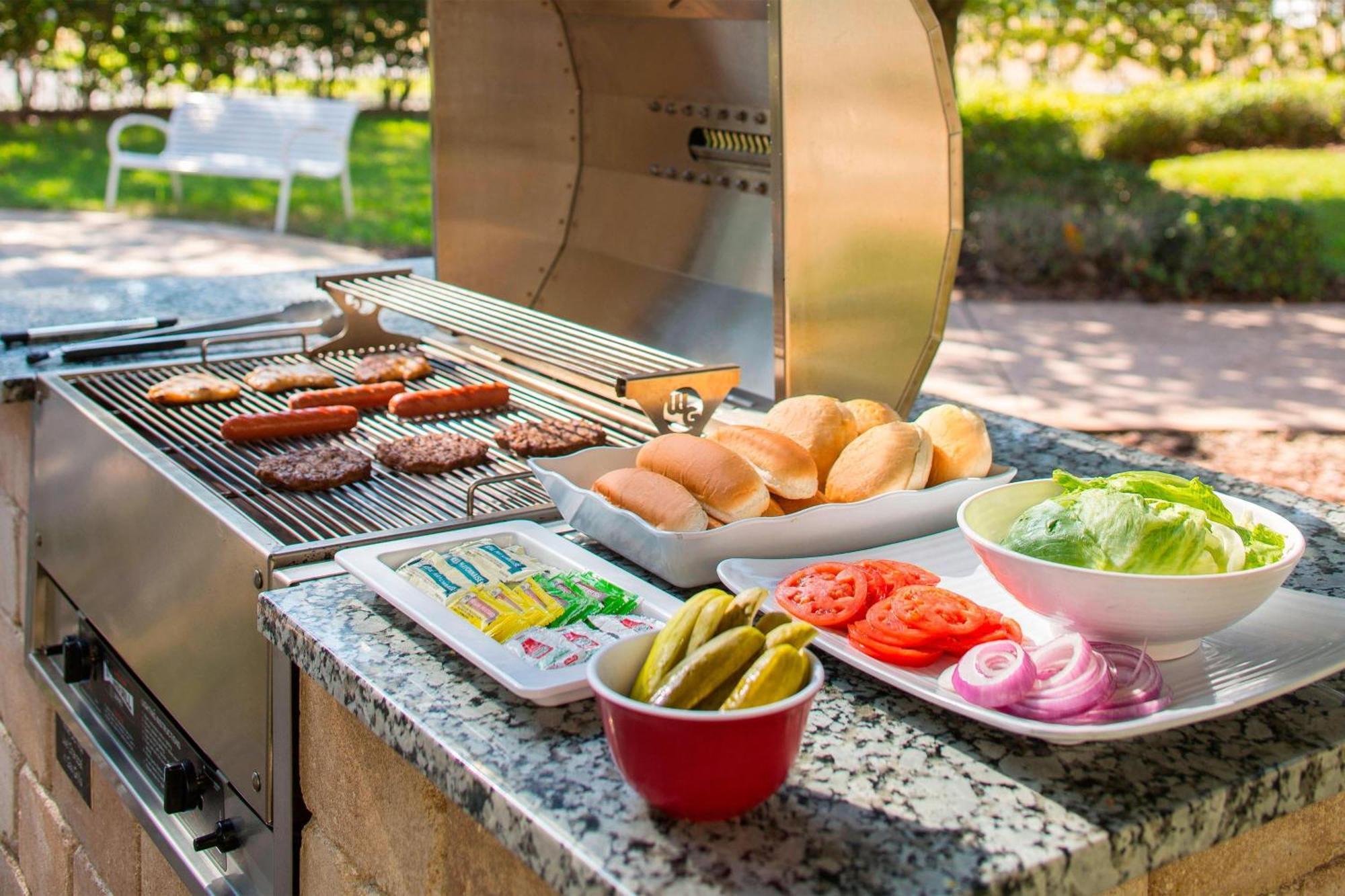 Residence Inn By Marriott Orlando At Seaworld Williamsburg Bagian luar foto