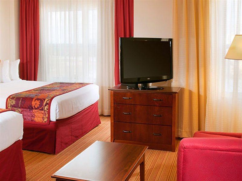 Residence Inn By Marriott Orlando At Seaworld Williamsburg Bagian luar foto
